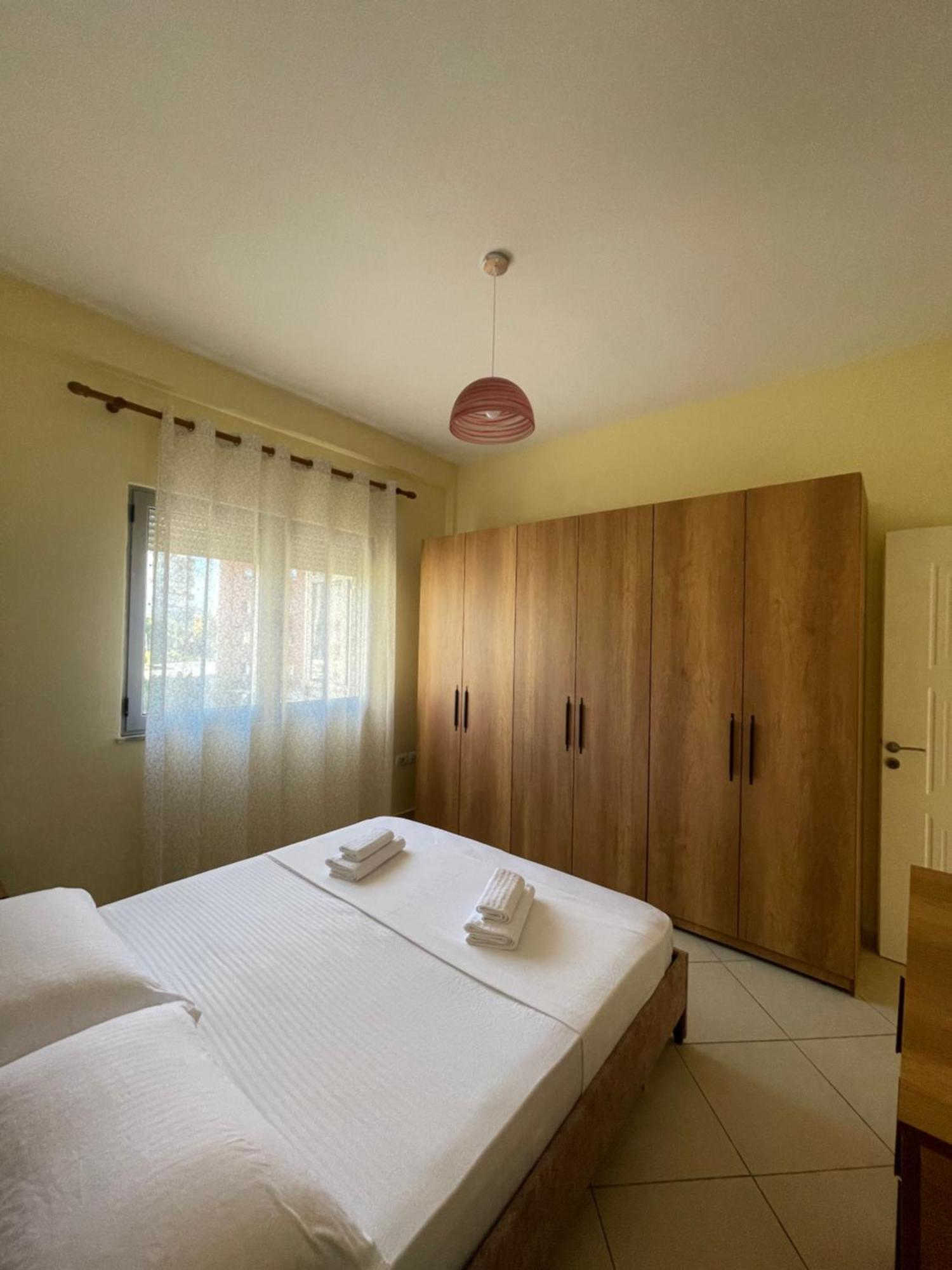 New Baazar Terrace Apartment Tiranë Luaran gambar